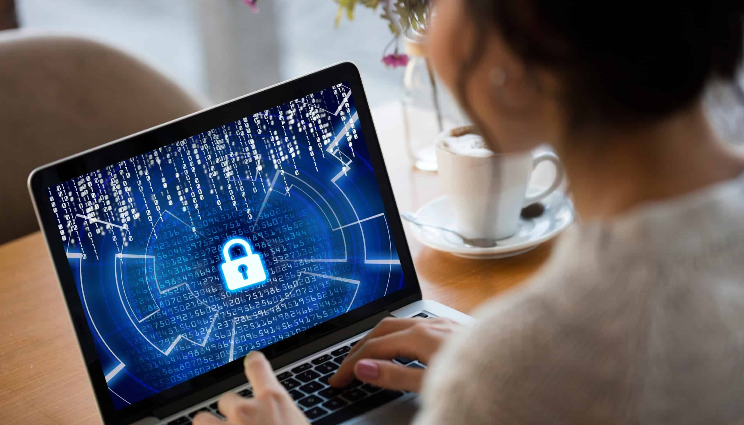 Cibersegurança na Educação Online: Como Proteger Professores e Estudantes